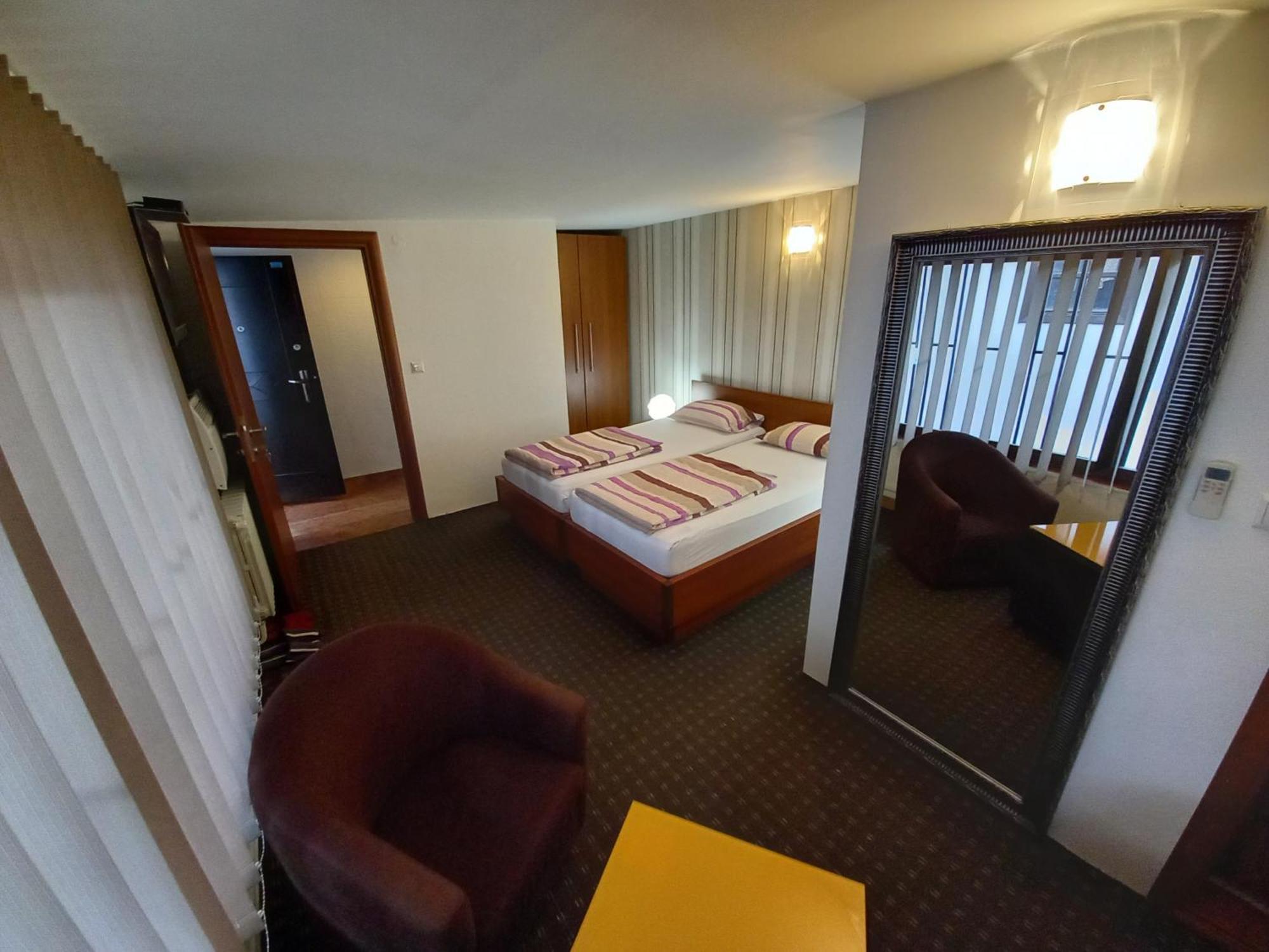 Prenociste Zan Hotel SJJ Cameră foto
