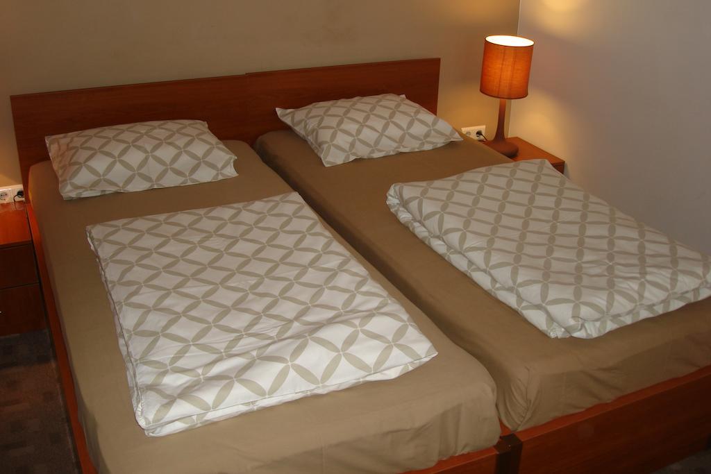 Prenociste Zan Hotel SJJ Cameră foto