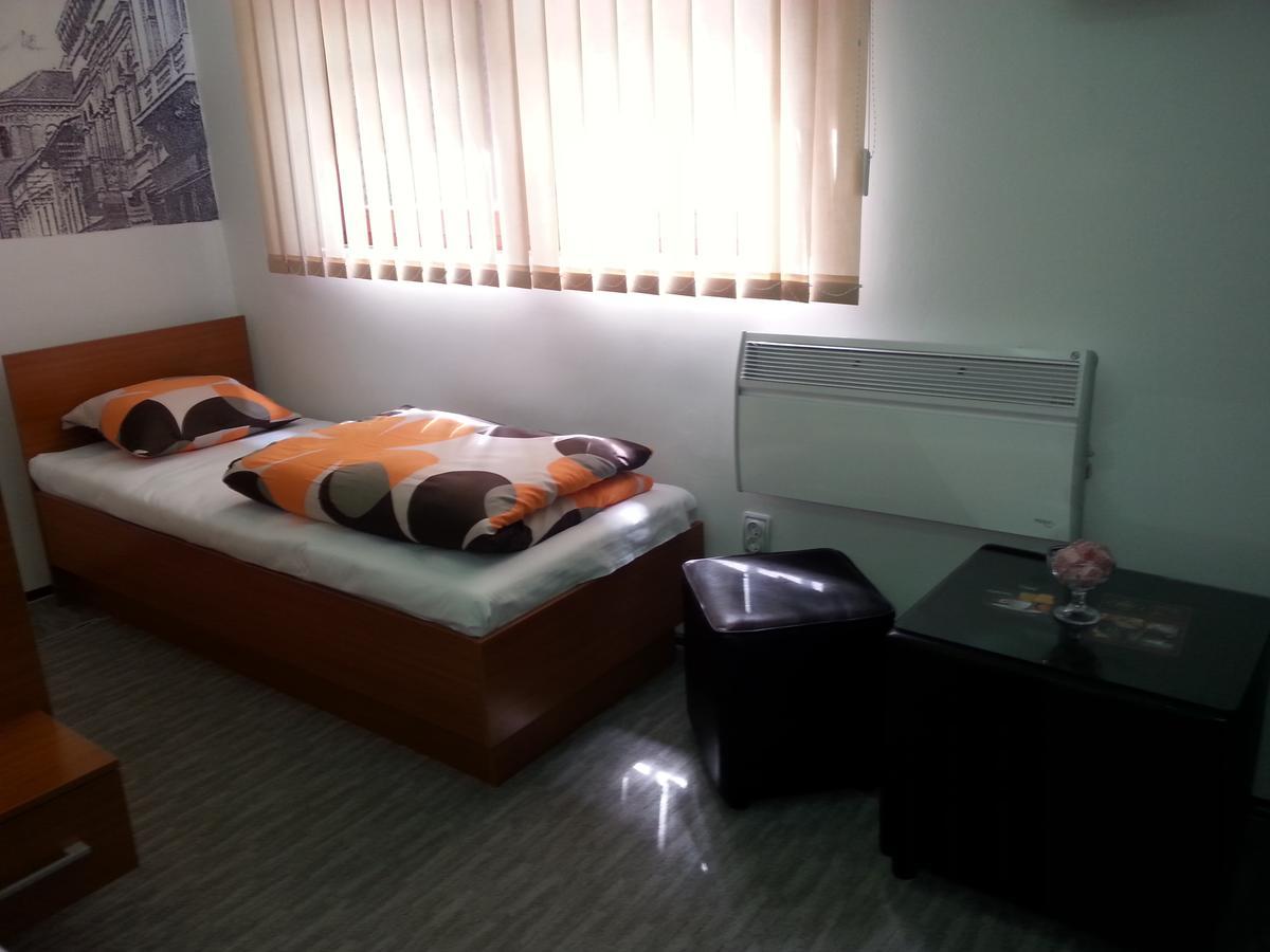 Prenociste Zan Hotel SJJ Exterior foto